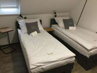 Отели эконом-класса Kimanoclegi Ополе Двухместный номер с 2 отдельными кроватями и собственной ванной комнатой-2